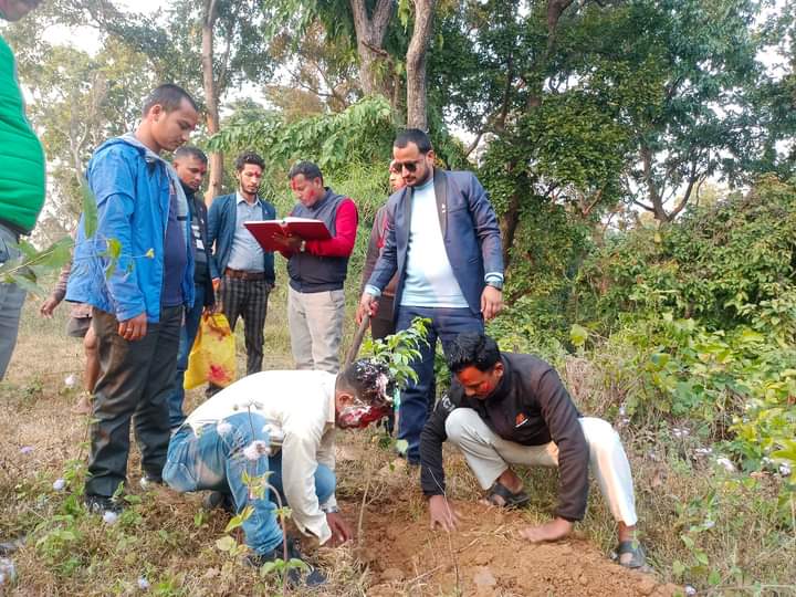 जेसि बिकको जन्मोत्सवमा बौनिया जेसिजद्वारा बर्दगोरिया धाममा वृक्षरोपण